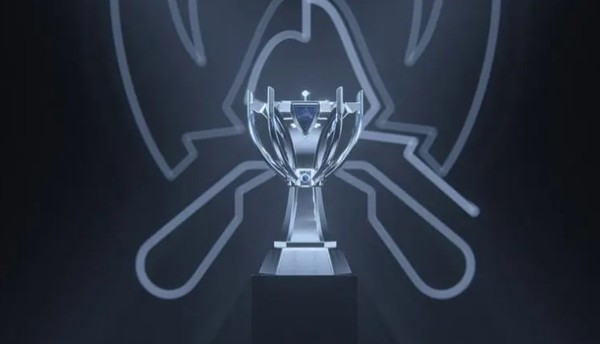 被击败但仍然光荣 x2！ Jee 的 4 次击杀无效，但 NAVI 的铁血防守让他们从 1-2 反弹，战胜了 TyLoo 。