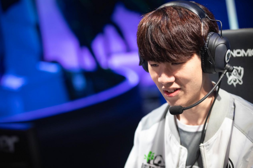 Apeks 将 Governor 移至非活跃名单